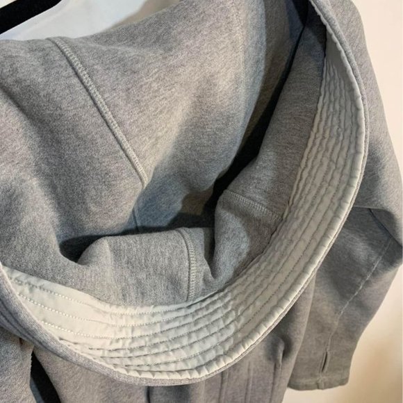 LULULEMON sculpted scuba hoodie. Gray. Size 6. New condition. Limited Edition. - Picture 10 of 10